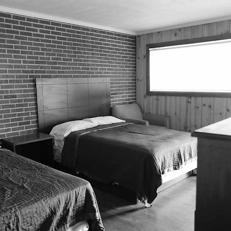 Richmond Motel Bagian luar foto
