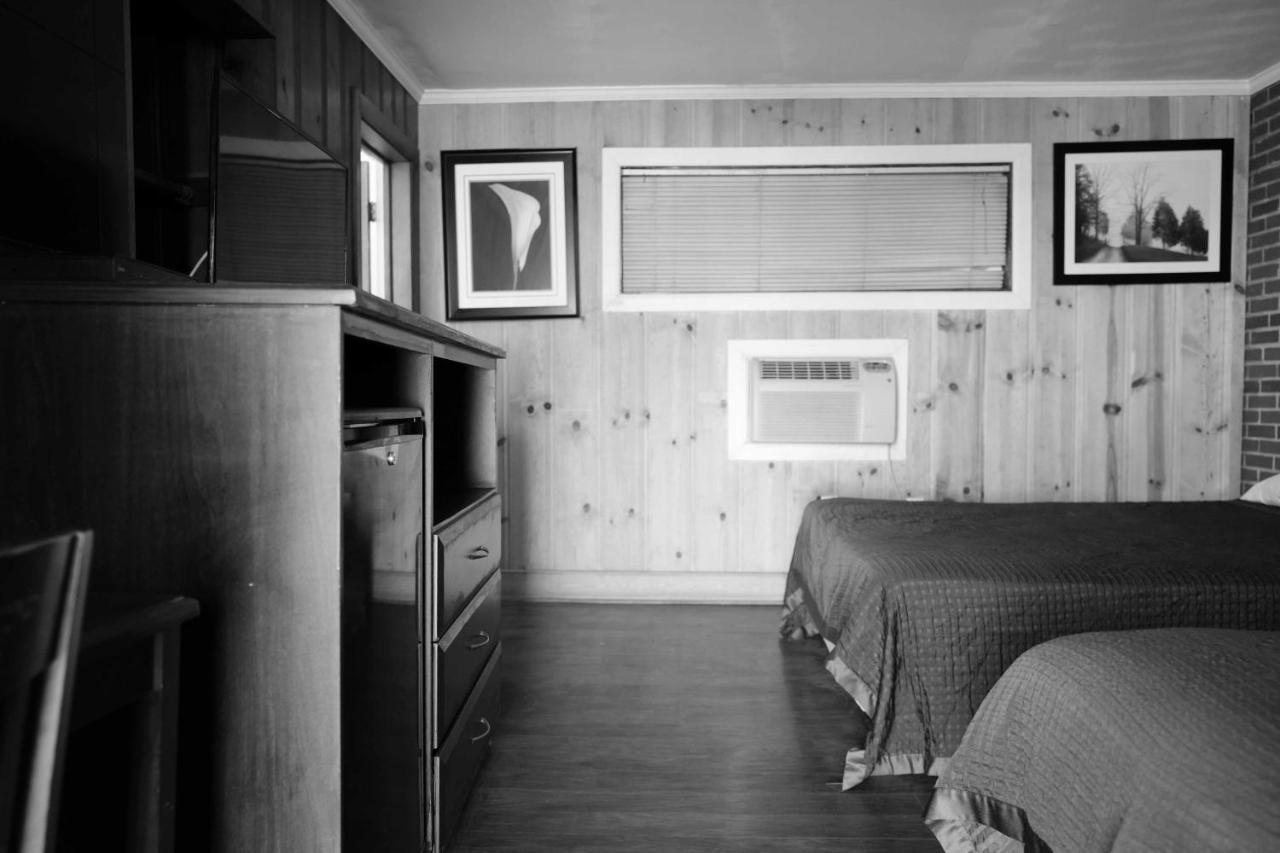 Richmond Motel Bagian luar foto