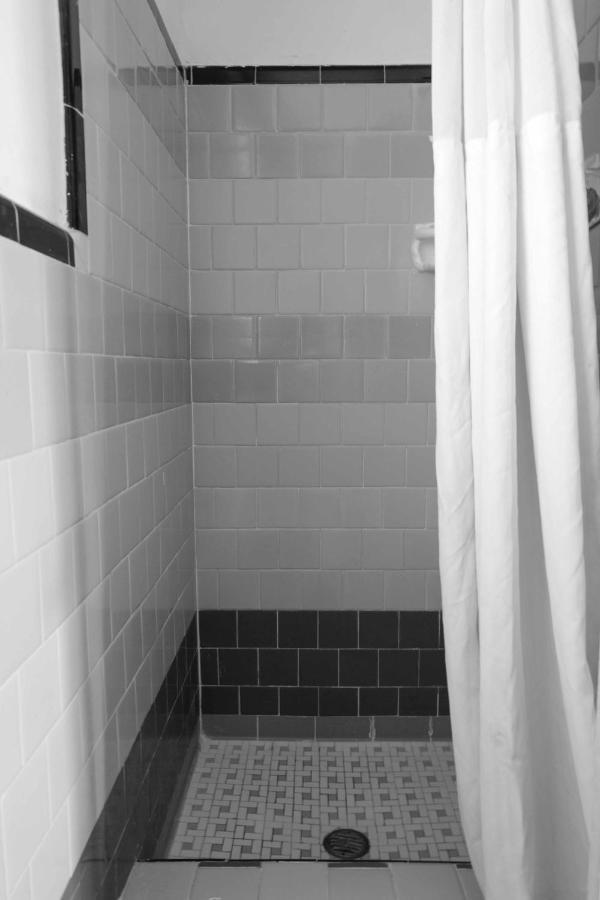 Richmond Motel Bagian luar foto